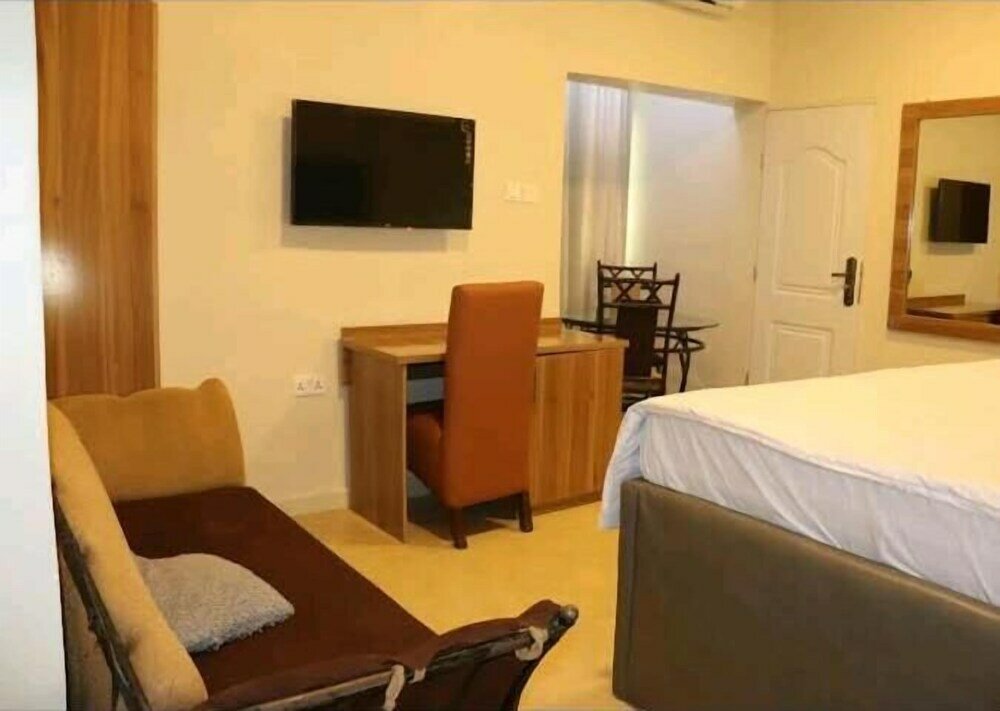 Фото Bronx Suite by Jaynice Homes Lekki