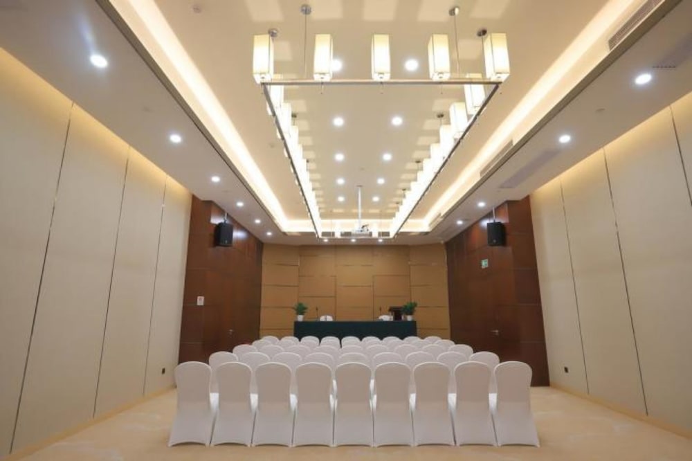 Фото Changsha Hualiang Huatian Holiday Hotel