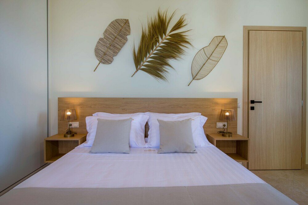 Фото EcoHome Villa