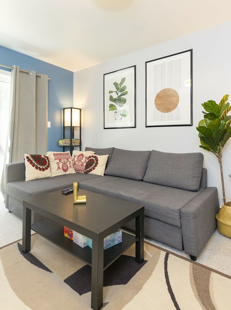 Фото 2298 Setchfield Ave