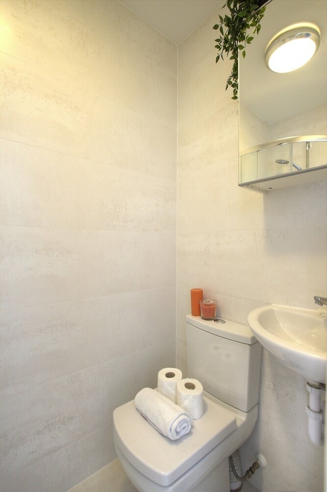 Фото R1 Medium Studio