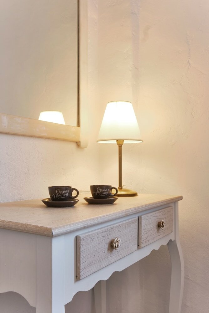 Фото Eressian Lodgings Apartments