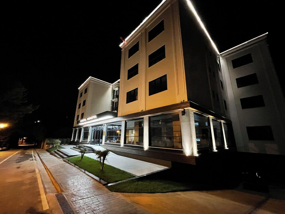 Фото Hotel Monopol