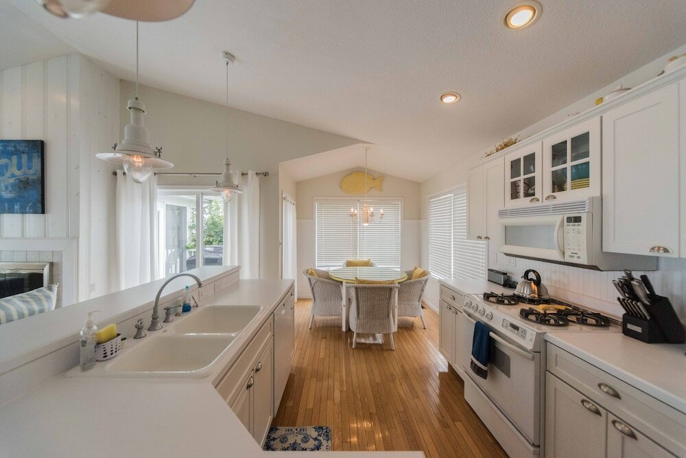 Фото Lake-front Luxury 5bdrm on Kentucky Lake - Jz Vacation Rentals