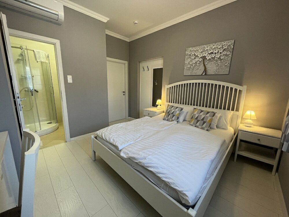 Фото Camille Apartments