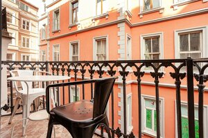 Гостиница Decadent Rooms
