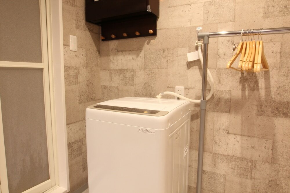 Фото Shimanouchi Luxury Apartment