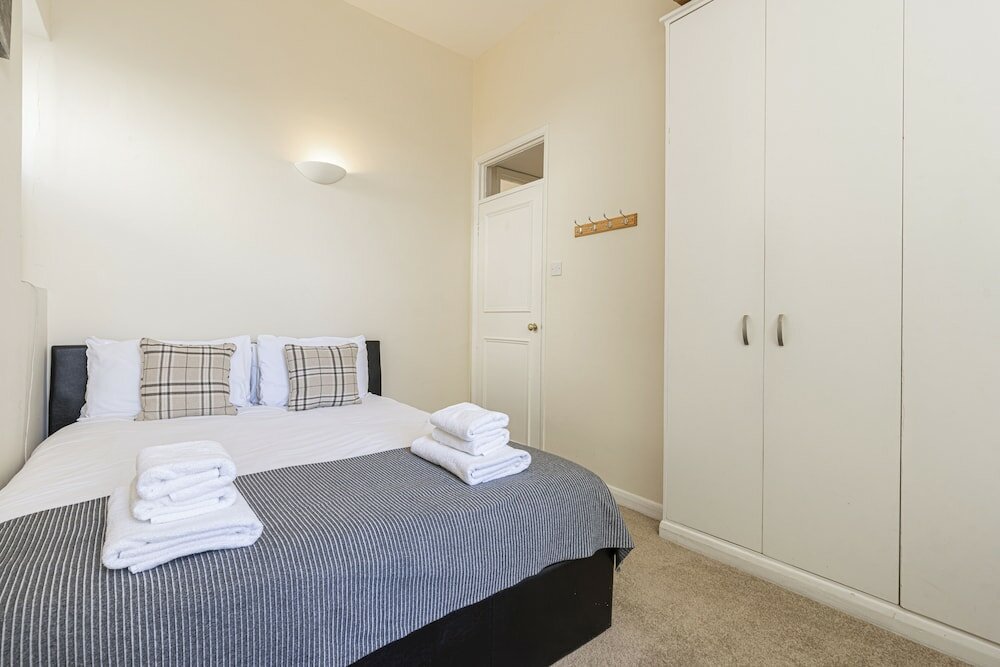 Фото Altido Charming 1 Bed Flat, Sleeps 4