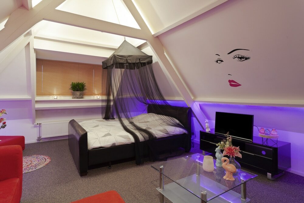 Фото Home Sleep Home