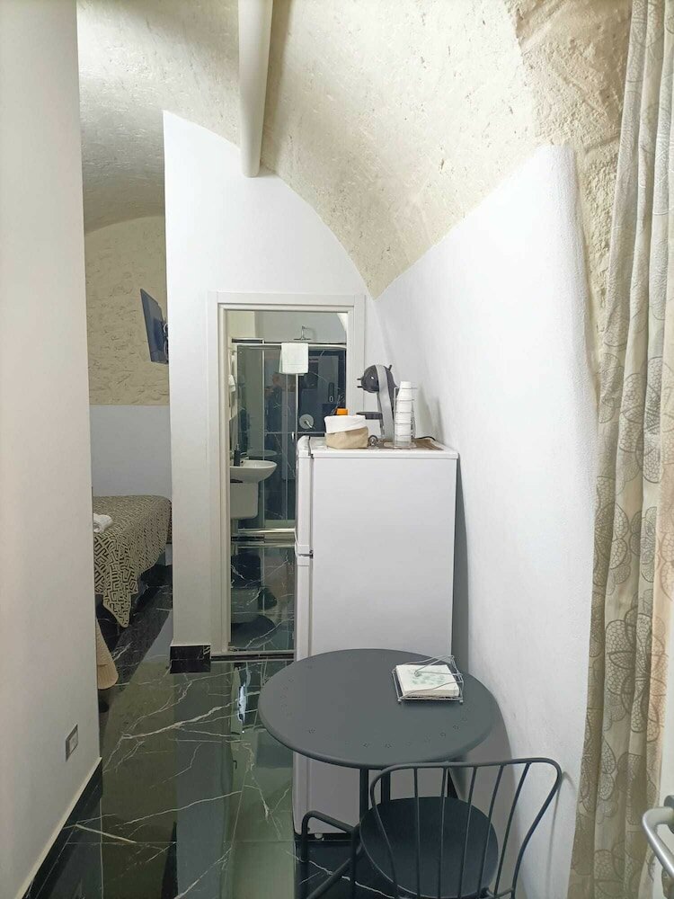 Фото Newhouse rooms black & white