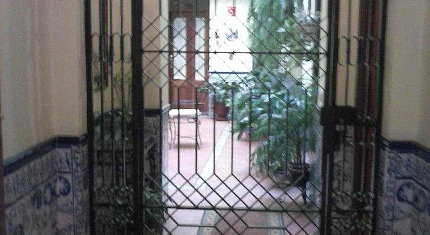 Фото Pension Dona Trinidad