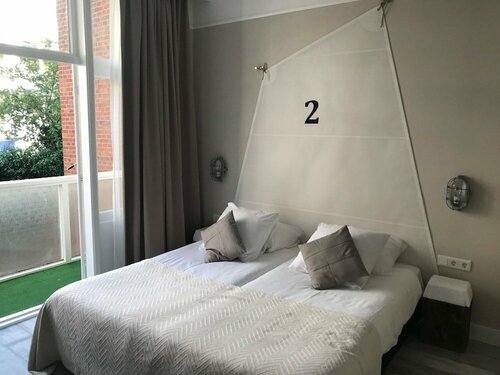 Гостиница Hotel Sunset Scheveningen в Гааге