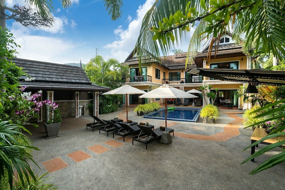 Hotel Colorful Thai Heaven HotTub Pool Parking, Phuket Province, photo