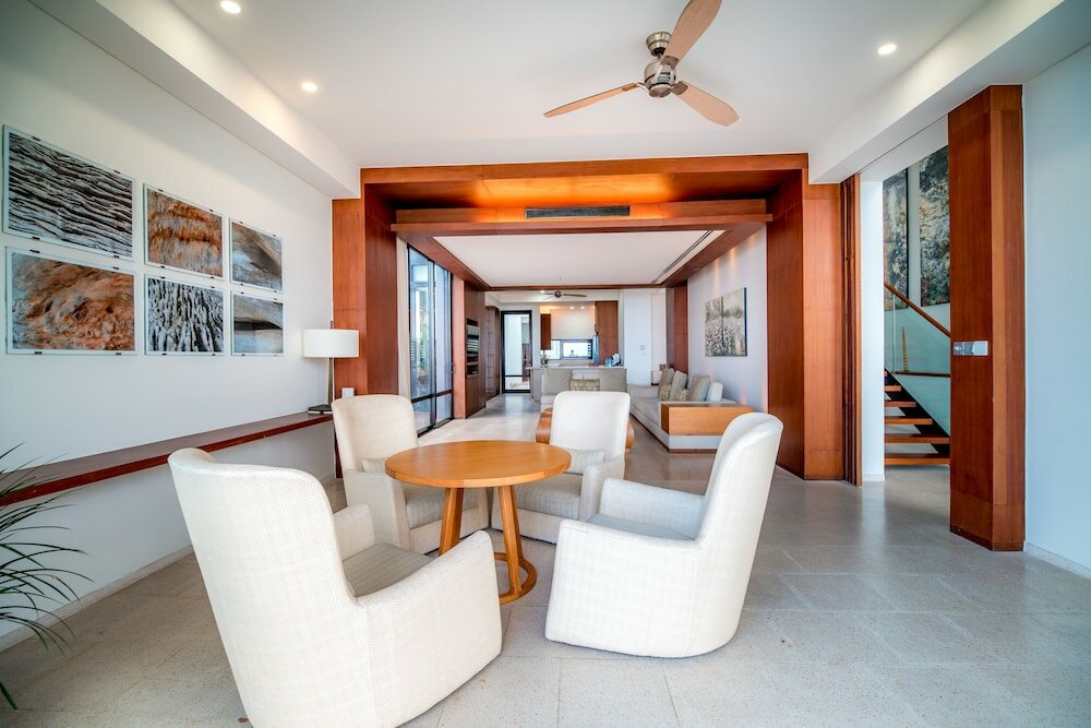 Фото Beachfront Villa Danang Beach