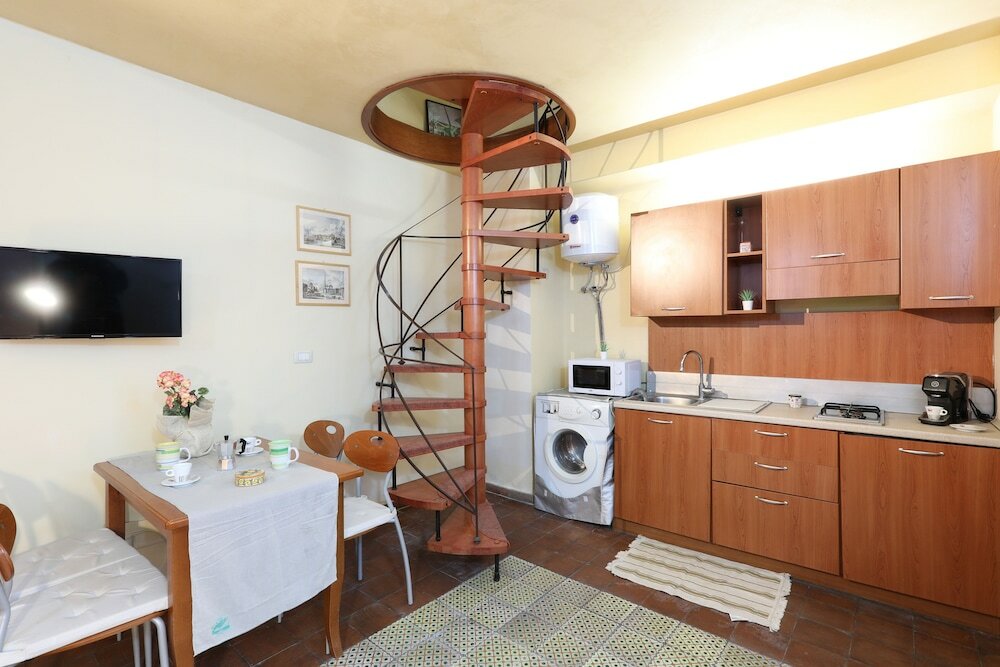 Фото Cozy Apartment On 2 Levels In The City Center