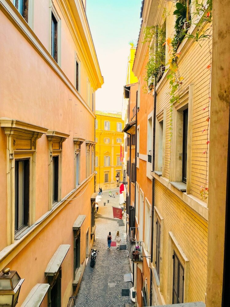 Фото Trevi Fountain Stylish Guesthouse