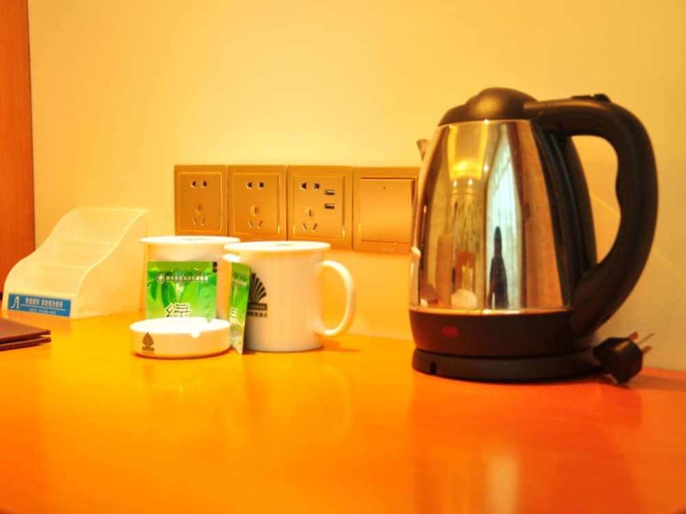 Фото GreenTree Alliance Sanya Jiyang District Yalongwan Road Hotel