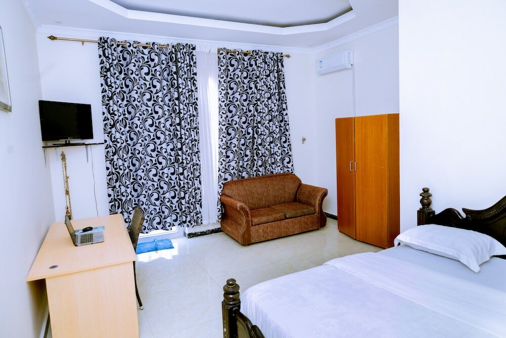 Фото Lao Tangren Restaurant & Guesthouse