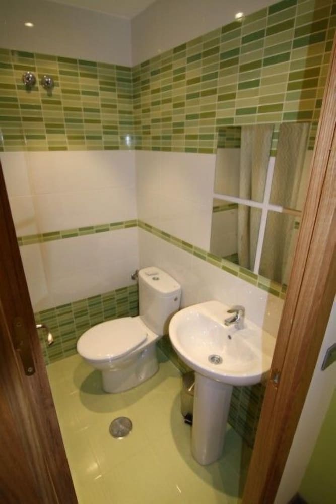 Фото Hostal Abril