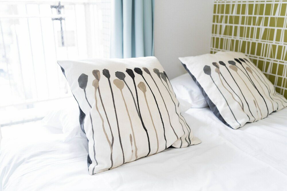 Фото Shinsaibash East Nana Apartment · Junan