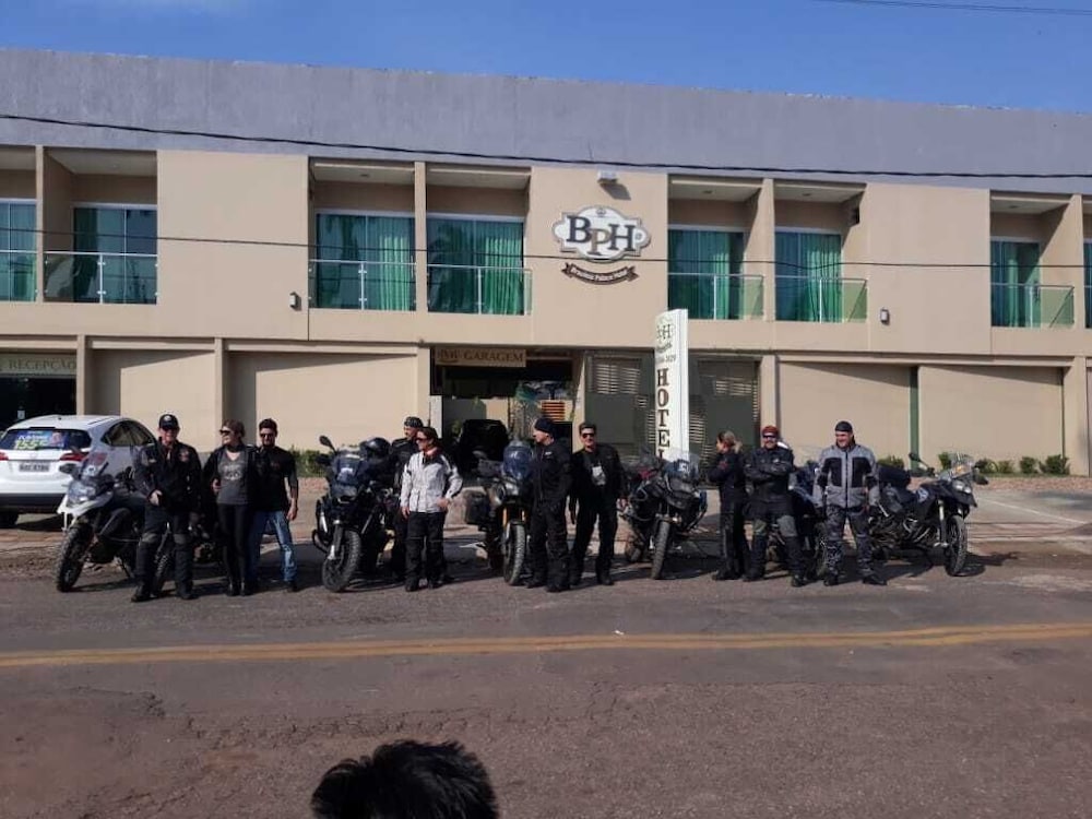 Фото отеля 3