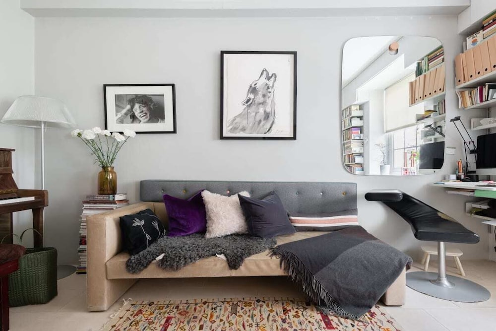 Фото The Maida Vale Retreat - Modern & Central 2bdr Apartment With Parking