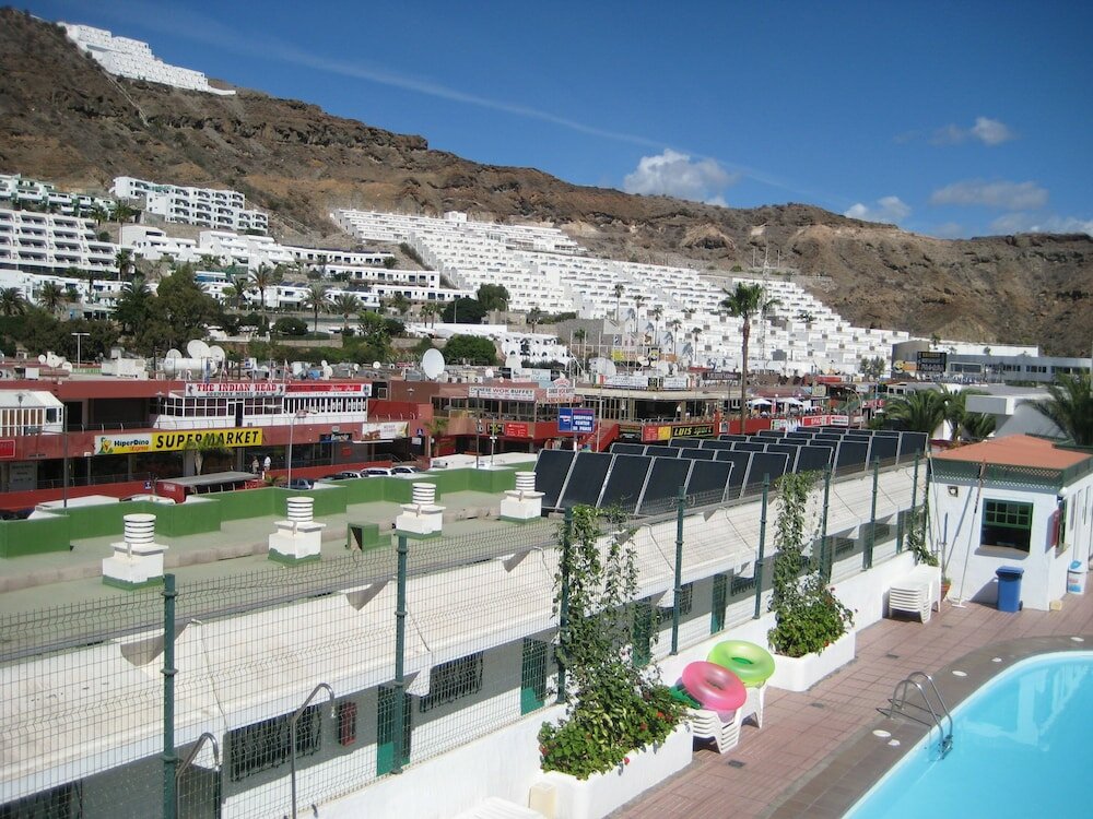 Фото отеля 3