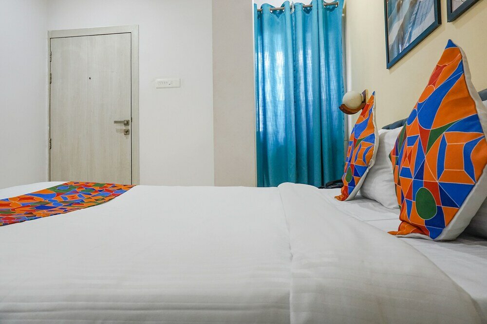 Фото Fabexpress Galaxy Hospitality