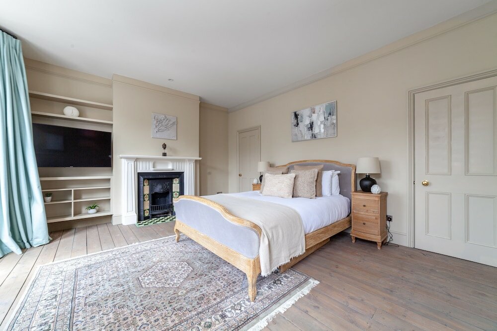 Фото The Clapham House