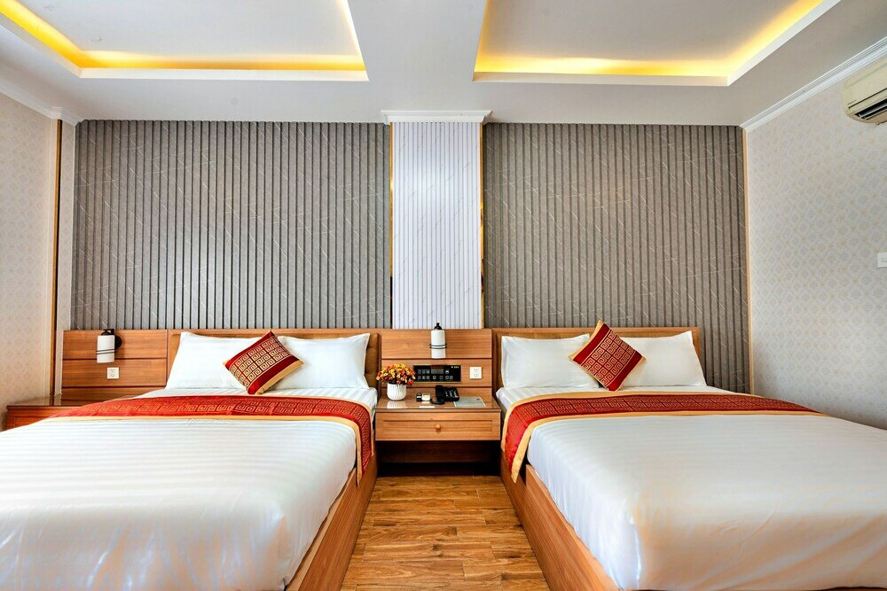 Фото Hanz Luna Hotel