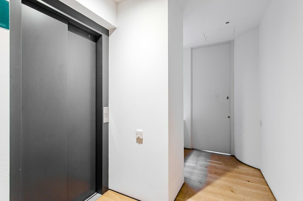 Фото Oxford Circus Apartments