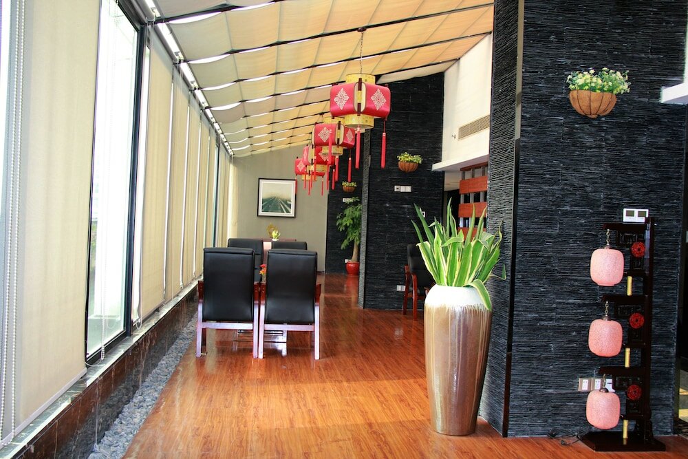 Фото Venus Royal Hotel Yingbin GuangZhou Airport