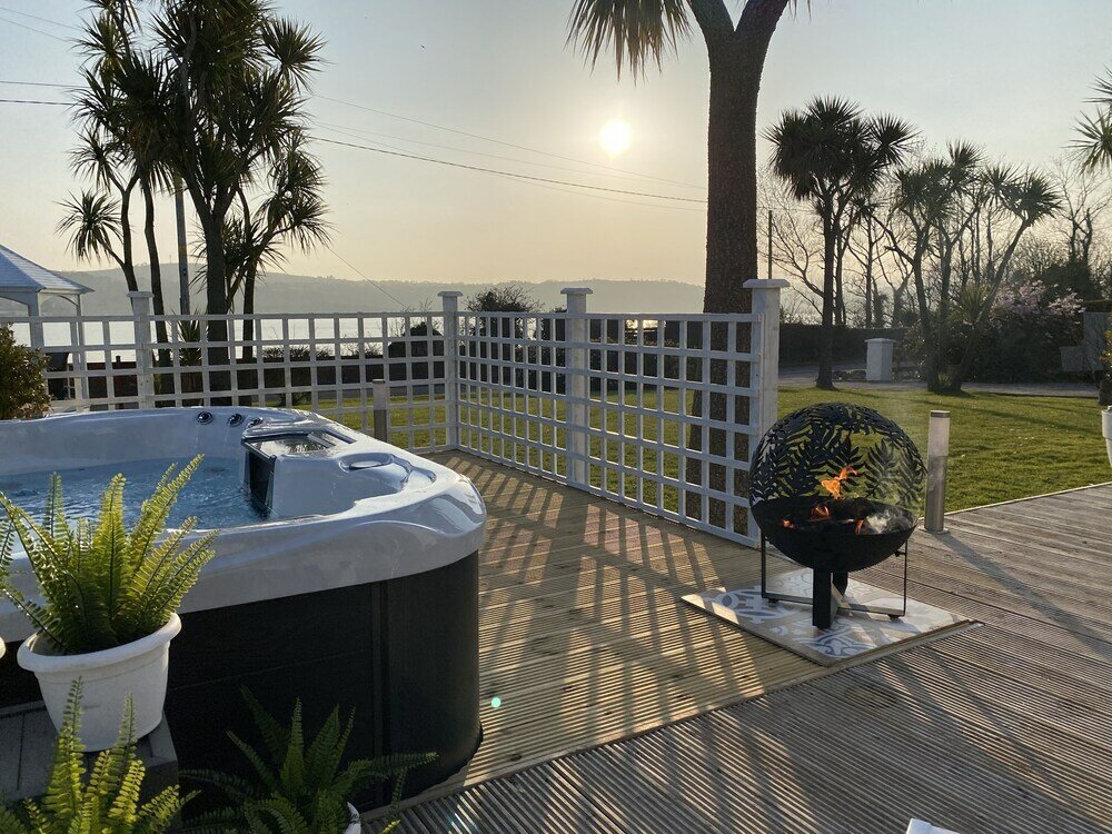 Фото Seaview Cottage on the Island