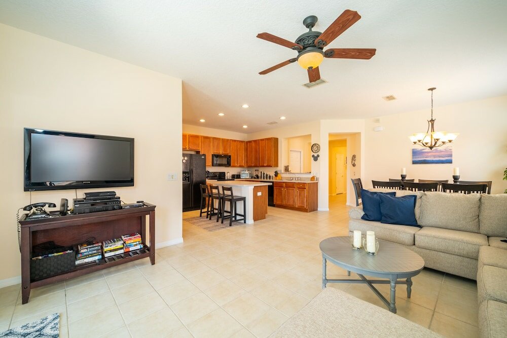 Фото Bella Vida Resort Luxury Pool Home Game Room View!