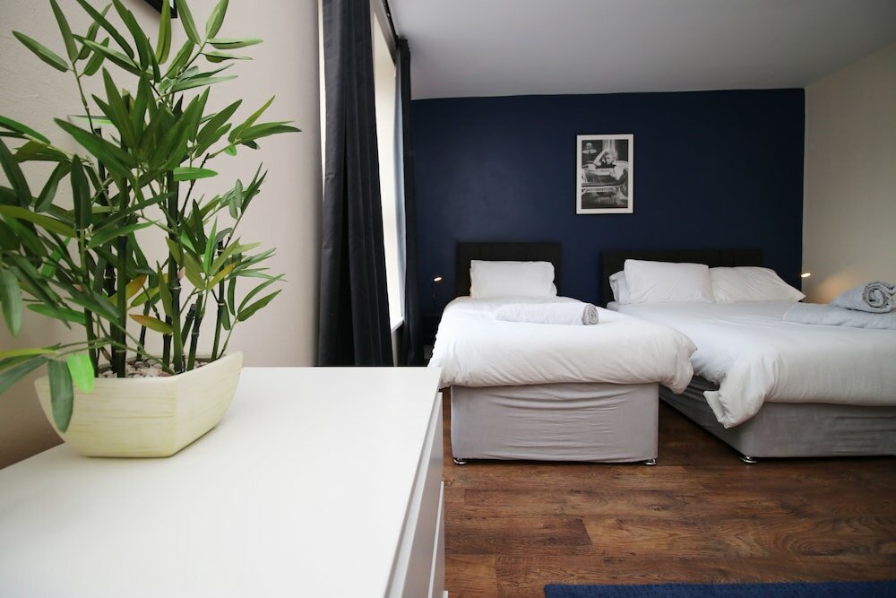 Фото Karah Suites - Church Road II