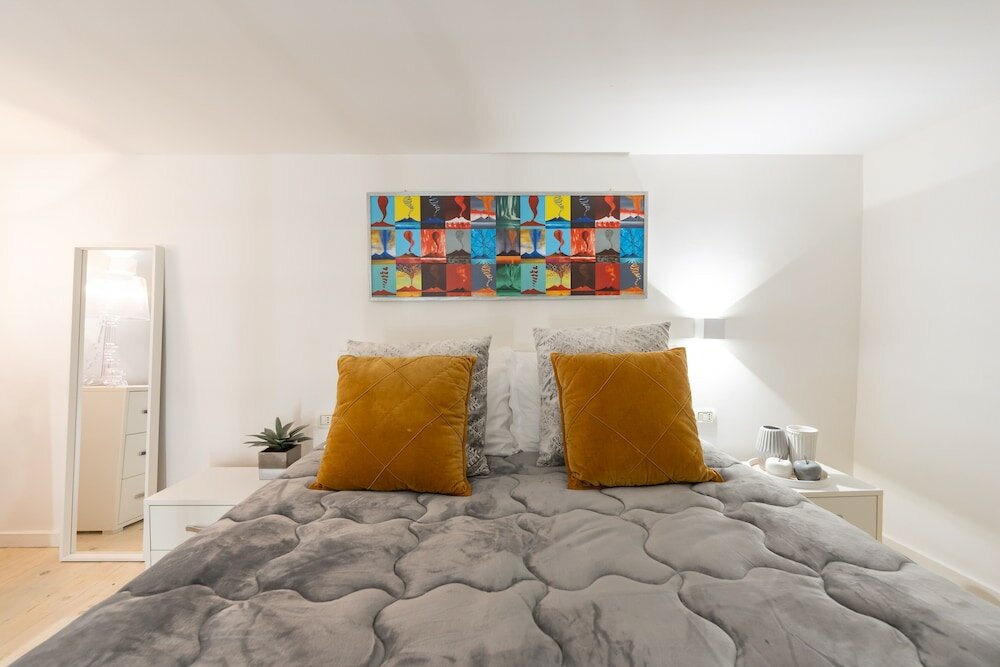 Фото Palazzo della Porta - VIA Toledo 55