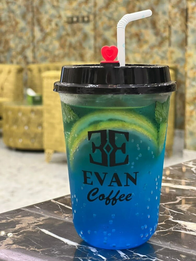 Фото Evane Hotel Suets