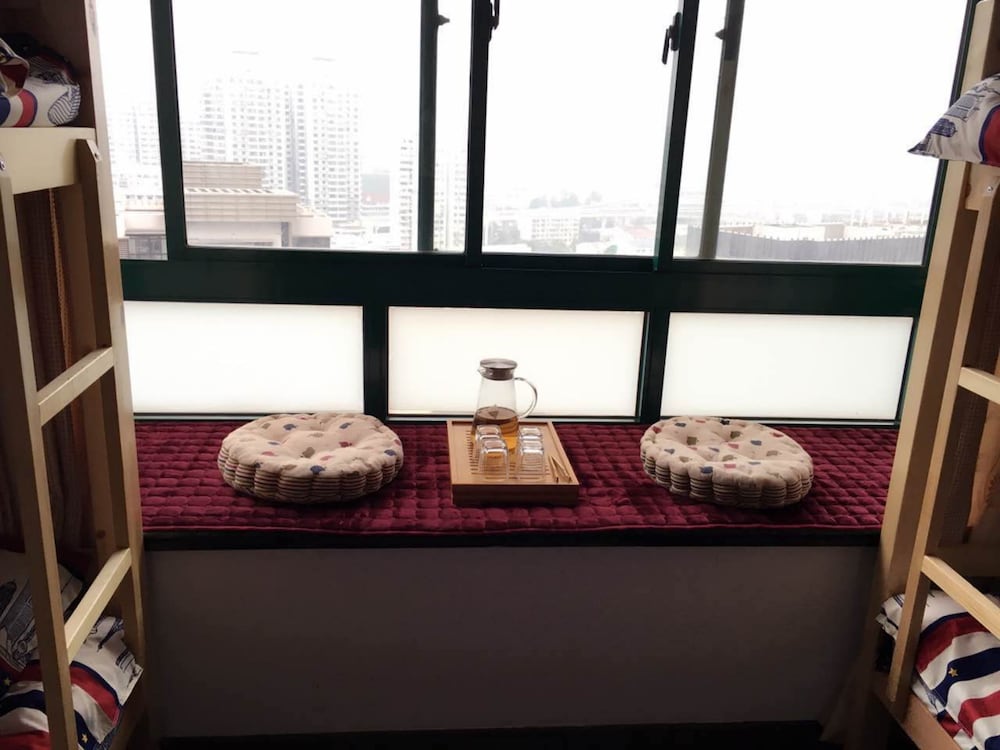 Фото Shanghai Lost International Youth Hostel