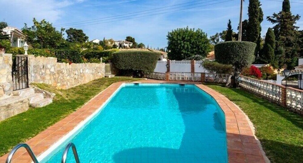 Фото Townhouse with Sea View in Benalmadena Ref 116