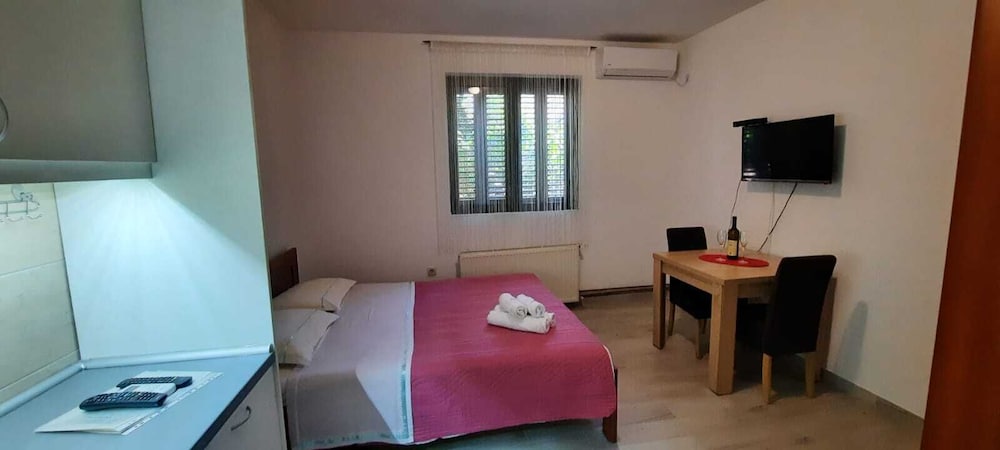 Фото Villa Lutovac