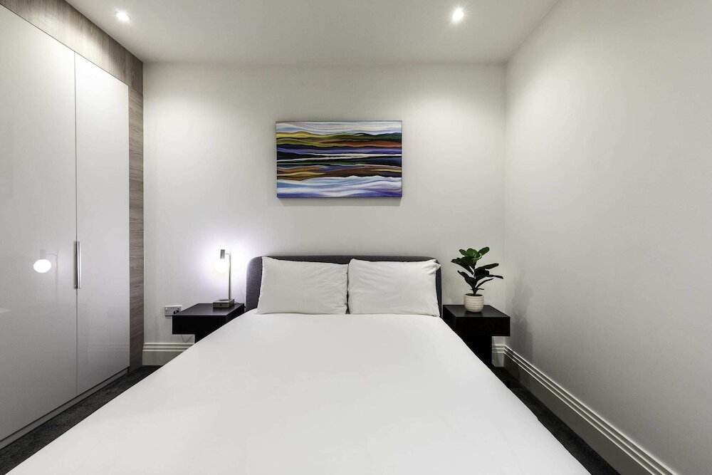 Фото Beautiful One Bed Abode In East Putney