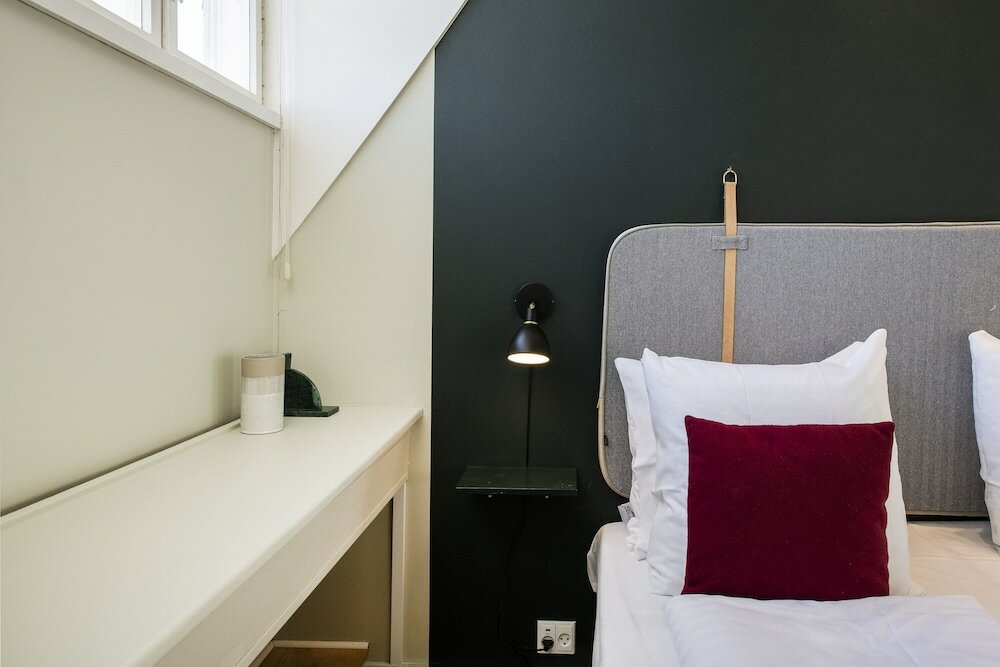 Фото By the Garden 2 - Into This Place