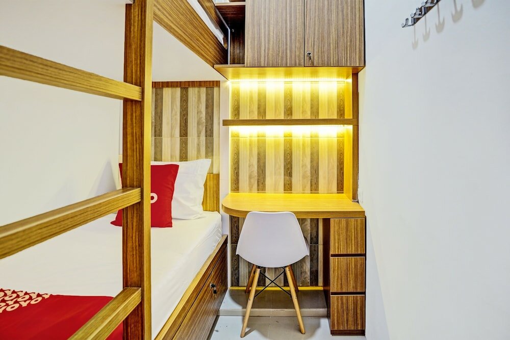 Фото OYO 92435 Sunlo Cozy Home Family Homestay Syariah