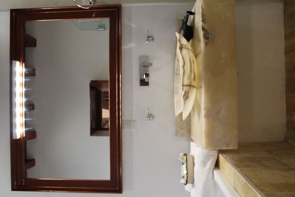 Фото Hotel La Casa del Marques de Comillas