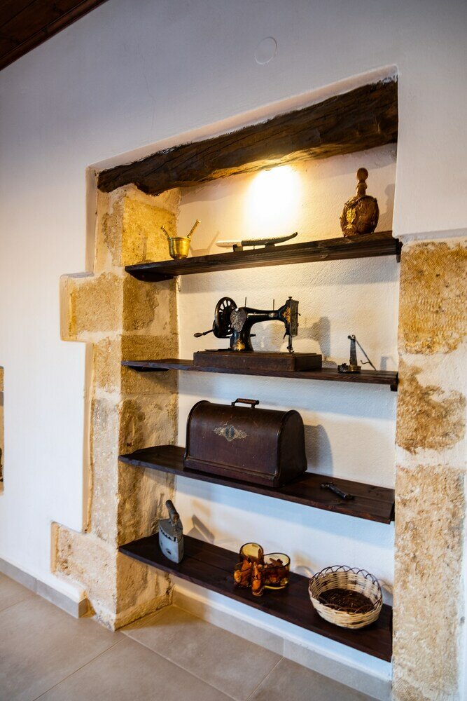 Фото Traditional Villa in Fres