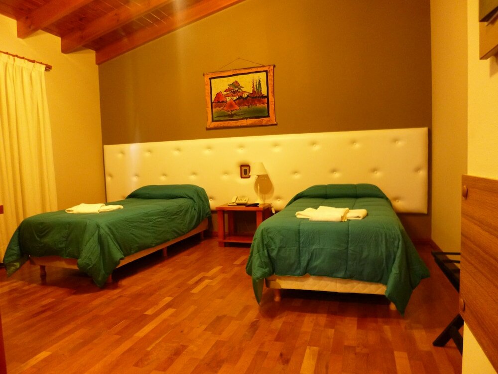 Фото Hotel Garden House