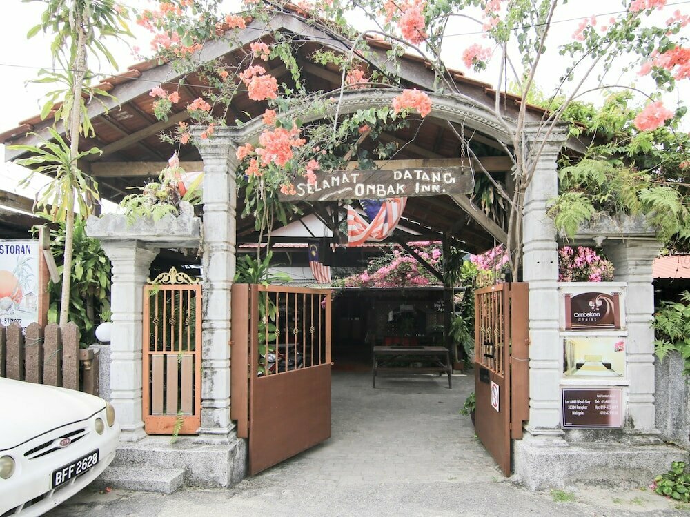 Hotel Ombak Inn Chalet, State of Perak, photo
