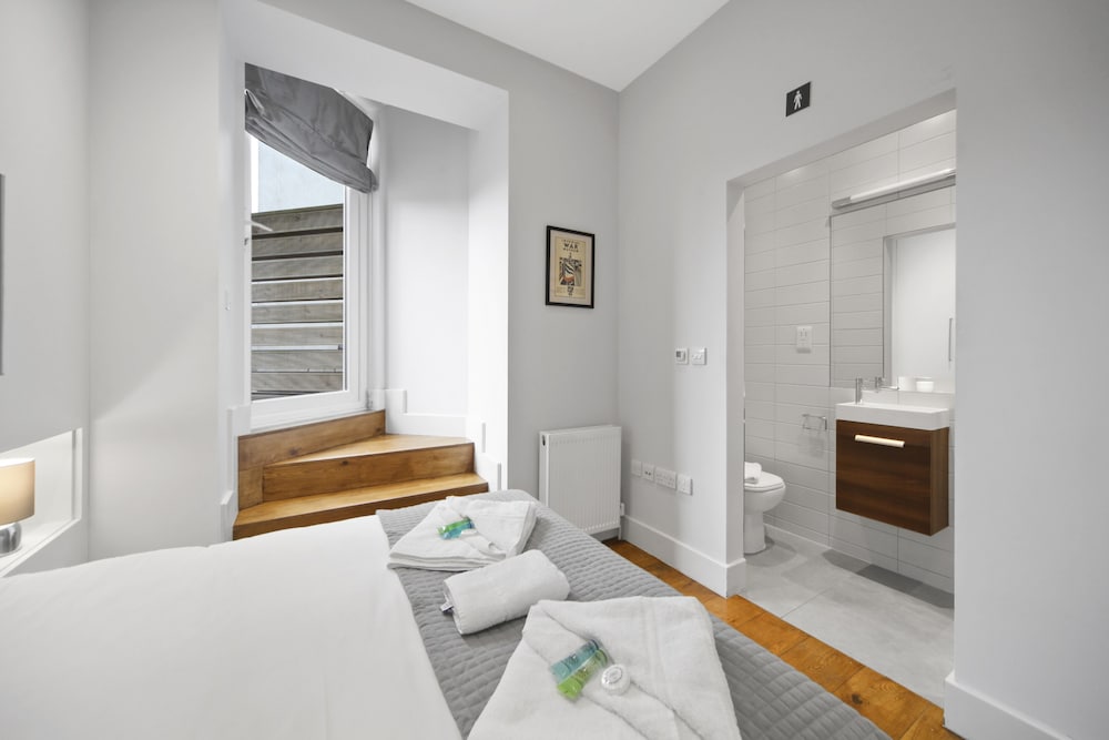 Фото Executive Apartments in Central London with WiFi