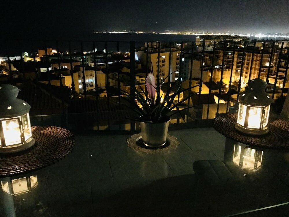 Фото Rooms in Seafront Villa