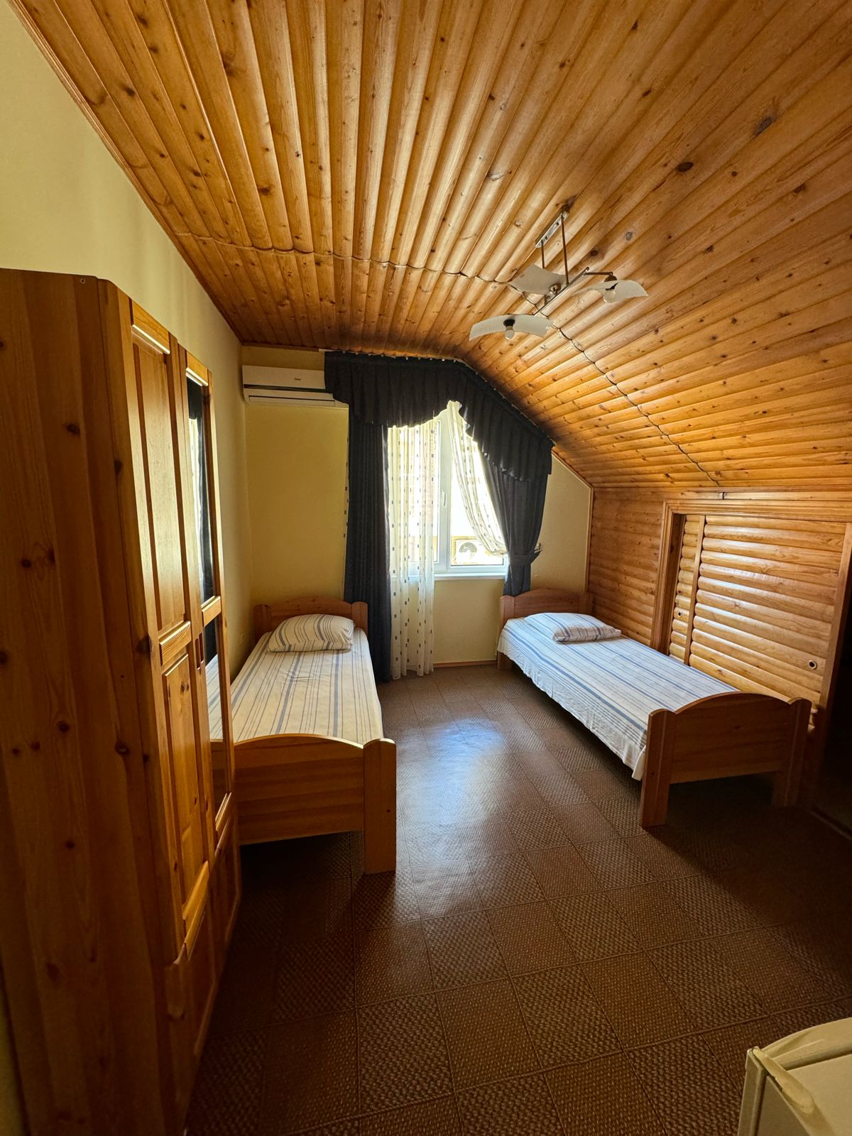 Фото Molodezhnyy House